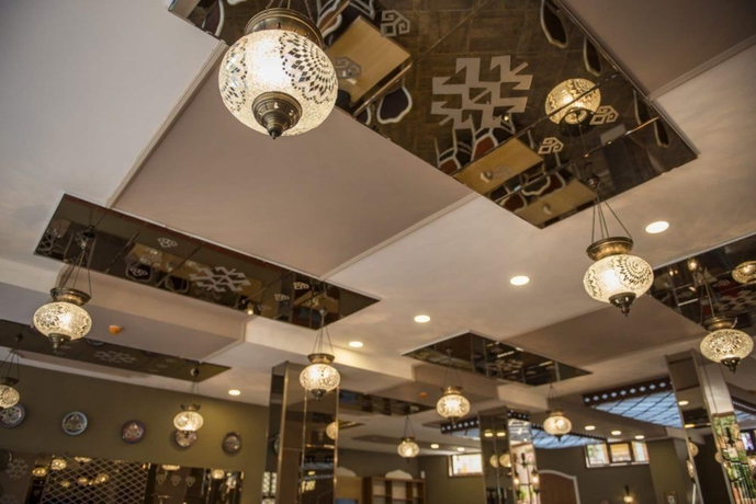 Imagen de los interiores del La Vie Konak Hotel. Foto 16