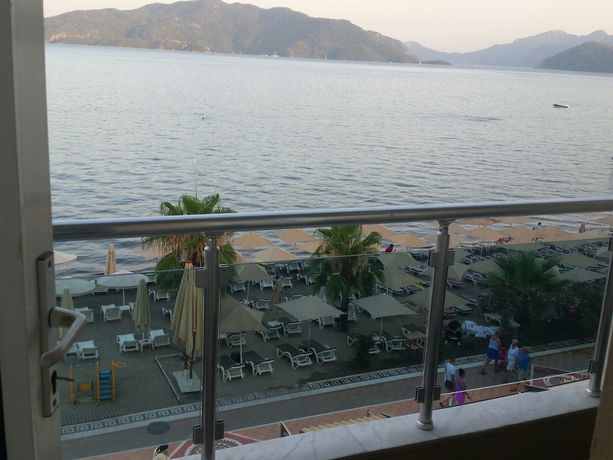 Imagen de la habitación del La Vita Beach Hotel. Foto 10