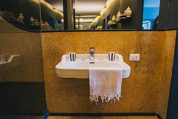 Imagen general del La Zambonina. Foto 9