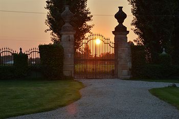 Imagen general del La Zambonina. Foto 10