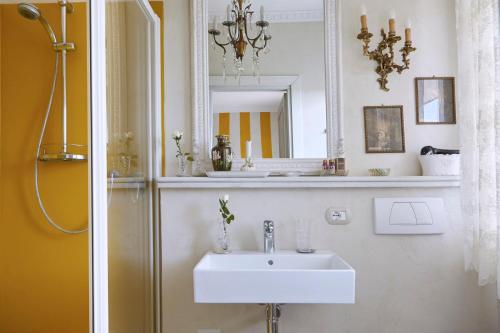 Imagen de la habitación del La Zarabba Boutique Hotel. Foto 4