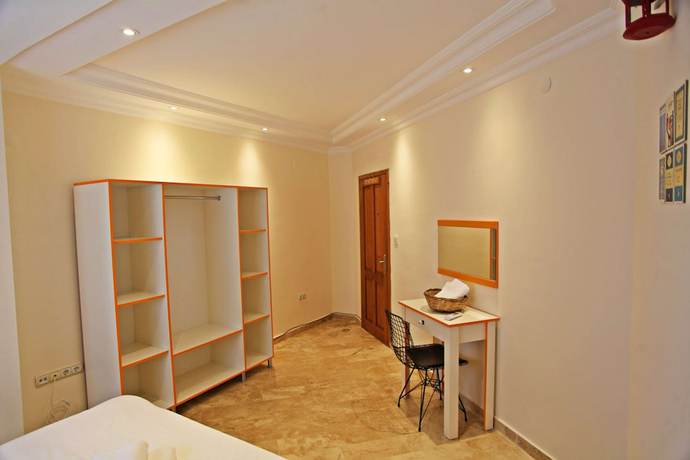 Imagen de la habitación del Lacitrus Villa Hotel. Foto 8
