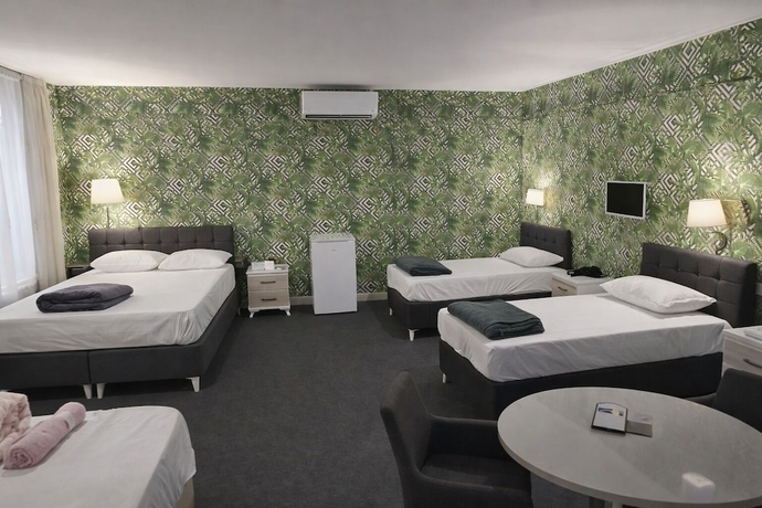 Imagen de la habitación del Lacos hotel. Foto 7