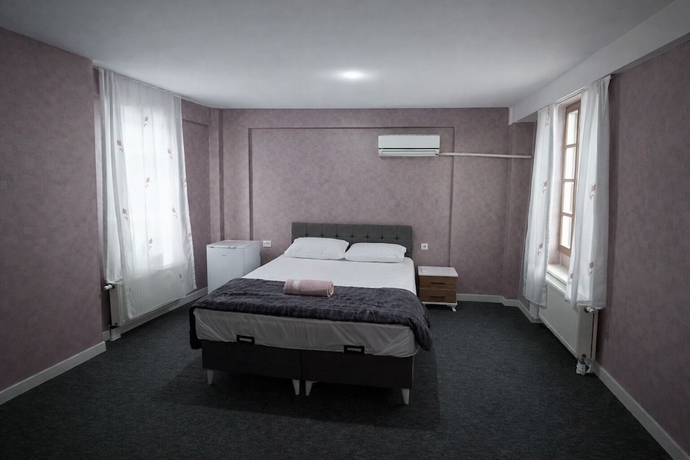 Imagen de la habitación del Lacos hotel. Foto 13
