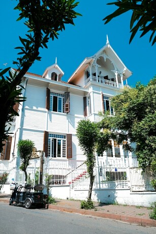 Imagen general del Laden Palas Hotel. Foto 1