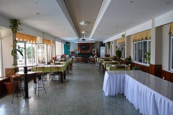 Imagen del bar/restaurante del Lades Hotel. Foto 3