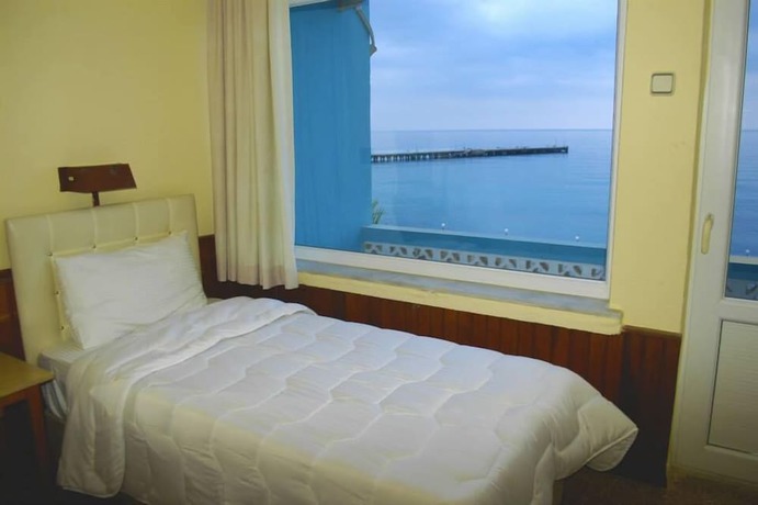 Imagen de la habitación del Lades Hotel. Foto 12