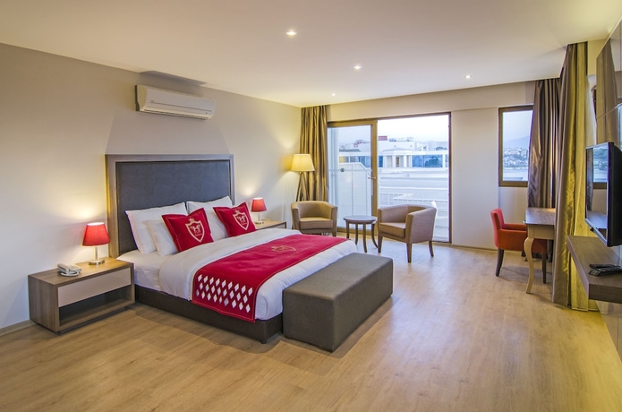 Imagen de la habitación del Ladies Beach Suite Hotel. Foto 16