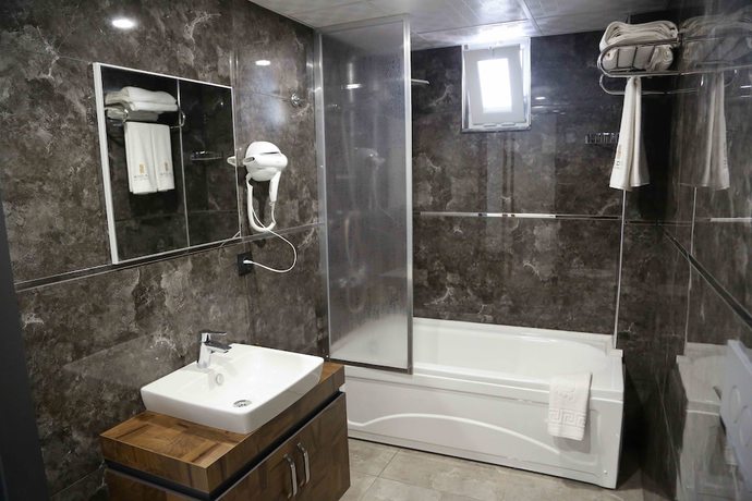 Imagen de la habitación del Ladik Hotel. Foto 7