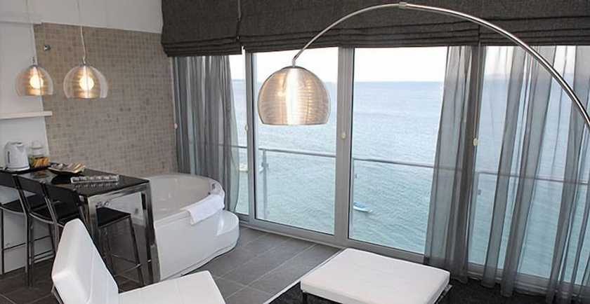 Imagen de la habitación del Ladin Hotel. Foto 10
