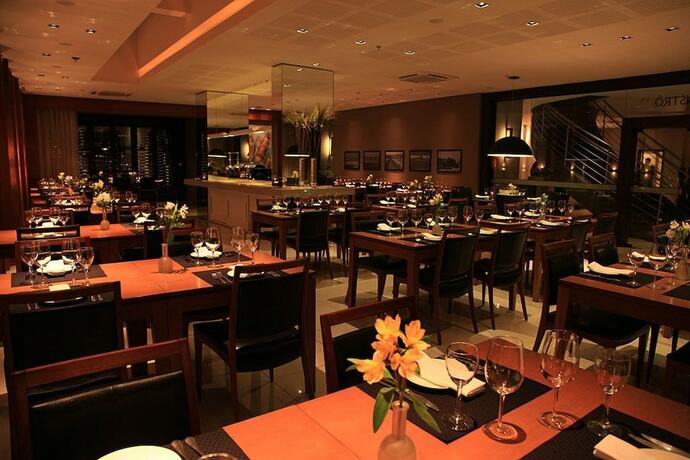 Imagen del bar/restaurante del Laghetto Villa Moura. Foto 18