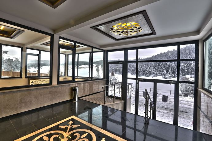 Imagen de los interiores del Lagoon Palace Hotel. Foto 13