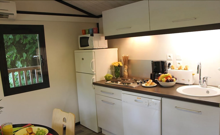 Imagen de la habitación del Lagrange Vacances Les Cottages Varois. Foto 15