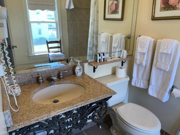 Imagen de la habitación del Laingdon Hotel. Foto 11