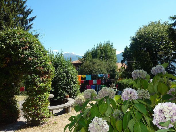 Imagen de los exteriores del Lake Como Peace Lodge - Hostel. Foto 12