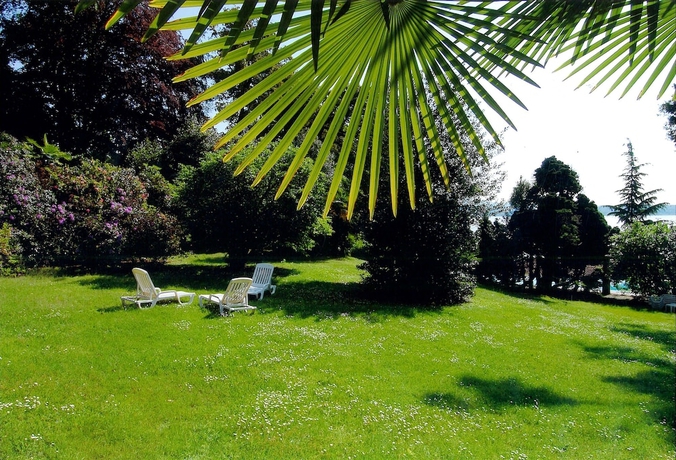 Imagen de los exteriores del Lake Maggiore Dependance. Foto 16