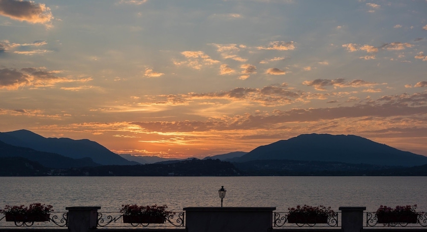 Imagen de los exteriores del Lake Maggiore Dependance. Foto 17