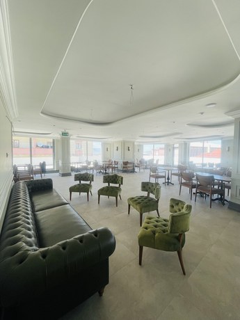 Imagen del bar/restaurante del Lala Grand Hotel. Foto 2