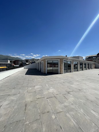 Imagen de la habitación del Lala Grand Hotel. Foto 5