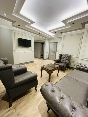 Imagen de la habitación del Lala Grand Hotel. Foto 7
