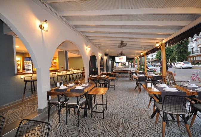 Imagen del bar/restaurante del Lale Hotel, Marmaris. Foto 7