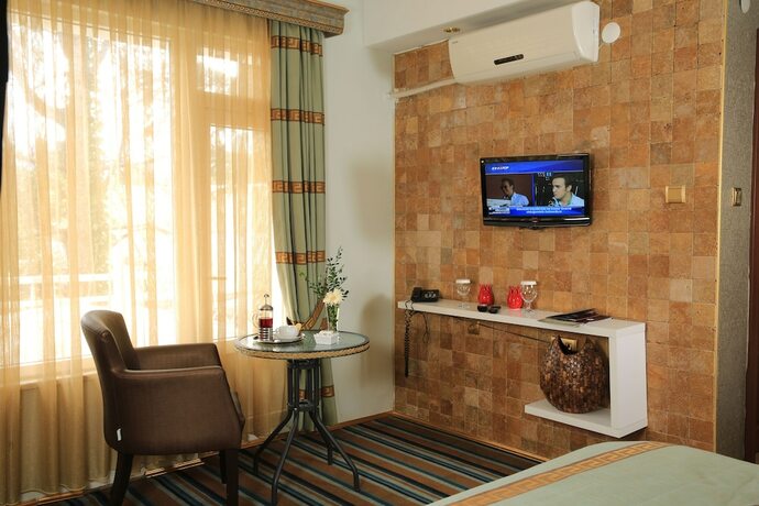 Imagen de la habitación del Lalehan Hotel. Foto 6