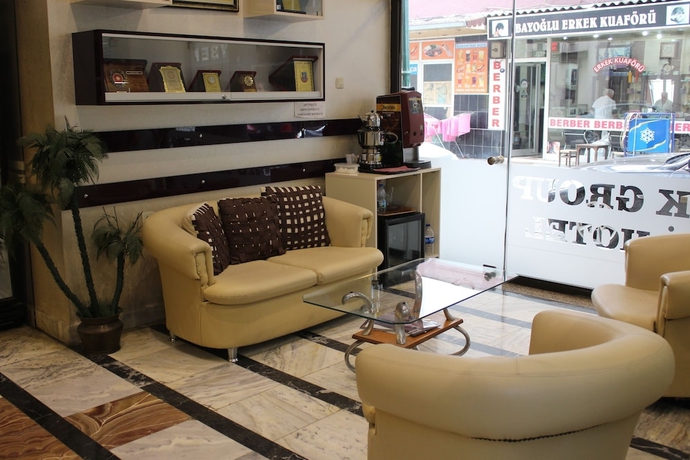 Imagen de los interiores del Laleli Hotel Izmir. Foto 15