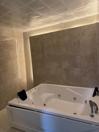Imagen de la habitación del Lalişa Otel. Foto 13