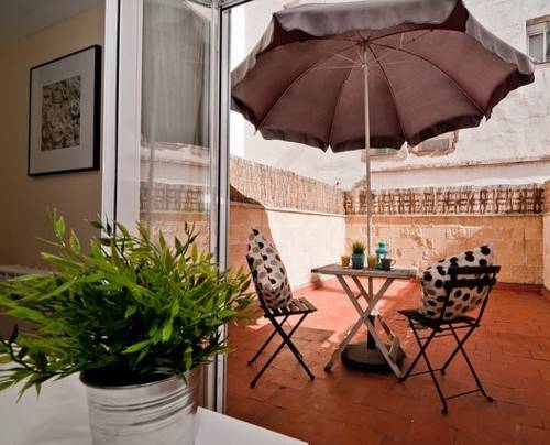 Imagen de la habitación del L&h Plaza Santa Ana. Foto 4