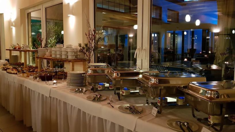Imagen del bar/restaurante del Land Gut Hotel Weisser Schwan. Foto 11