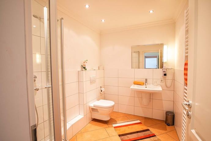 Imagen de la habitación del Landgasthof Hotel Sonne R&ouml;ttingen. Foto 7