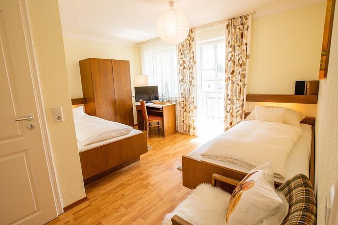 Imagen de la habitación del Landgasthof Hotel Sonne R&ouml;ttingen. Foto 17