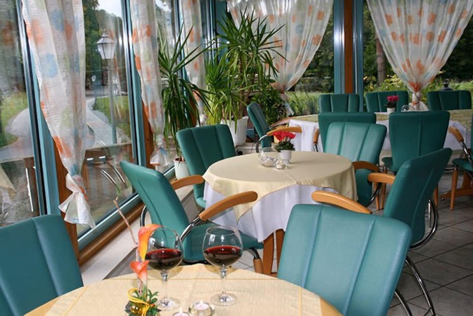 Imagen del bar/restaurante del Landgasthof Neue Schänke Hotel. Foto 5