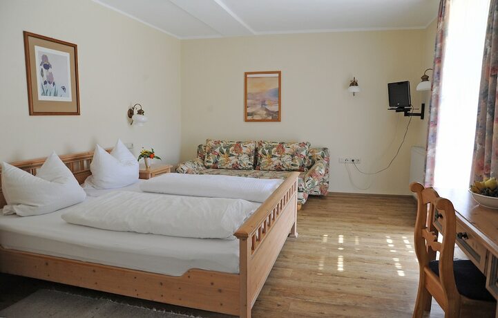 Imagen de la habitación del Landgasthof Zum Schwarzen Adler. Foto 16