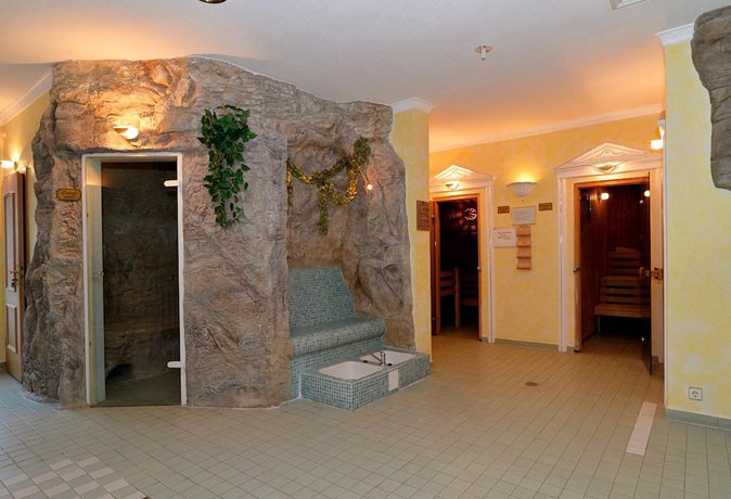 Imagen de la piscina del Landgasthof and Hotel Waldow. Foto 20