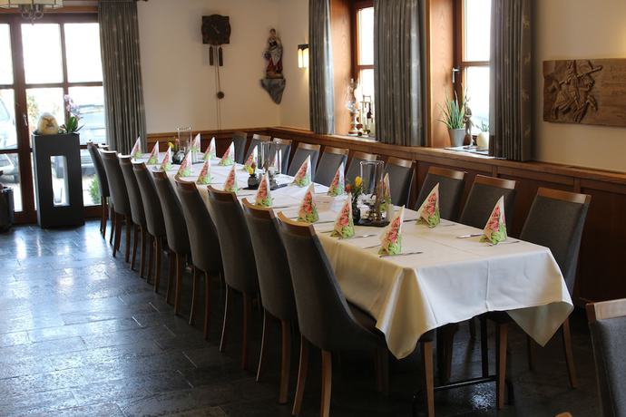 Imagen del bar/restaurante del Land-gut-Hotel Forsthof. Foto 2