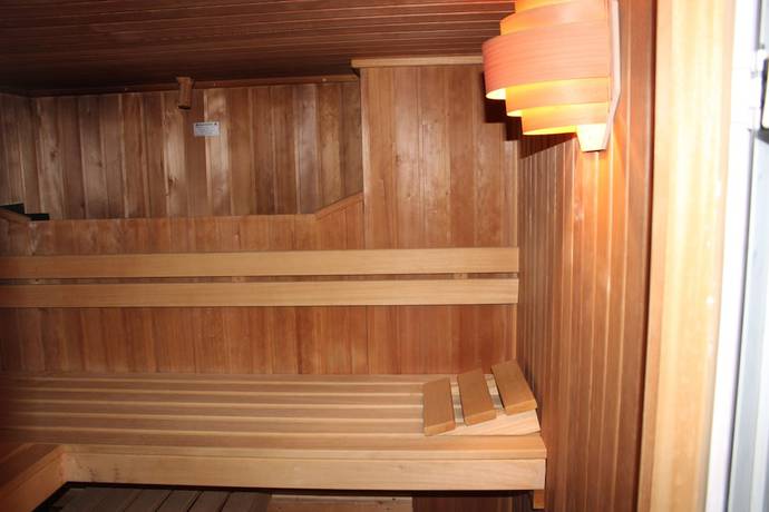 Imagen de la piscina del Land-gut-Hotel Forsthof. Foto 20