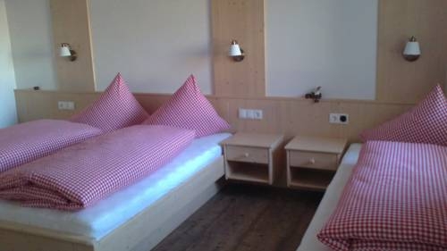 Imagen de los exteriores del Landhaus Alpenj&auml;ger. Foto 7