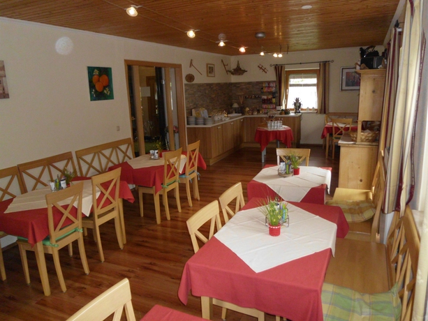 Imagen del bar/restaurante del Landhaus Aubauerngut. Foto 2