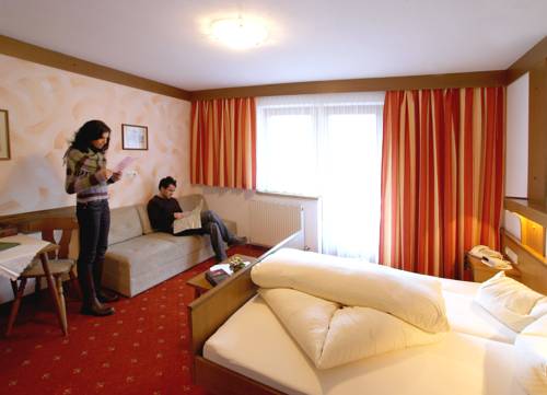 Imagen de la habitación del Landhaus Engadin. Foto 9