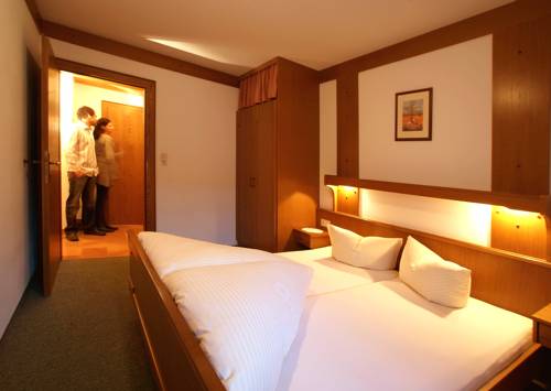 Imagen de la habitación del Landhaus Engadin. Foto 11