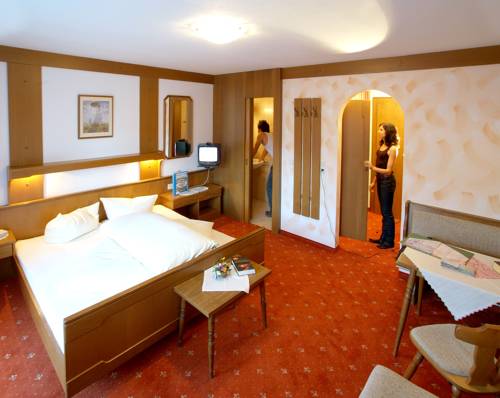 Imagen de la habitación del Landhaus Engadin. Foto 13