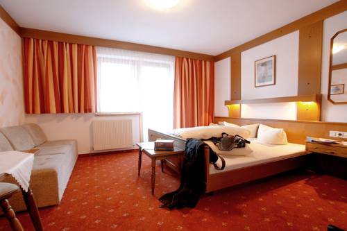 Imagen de la habitación del Landhaus Engadin. Foto 14