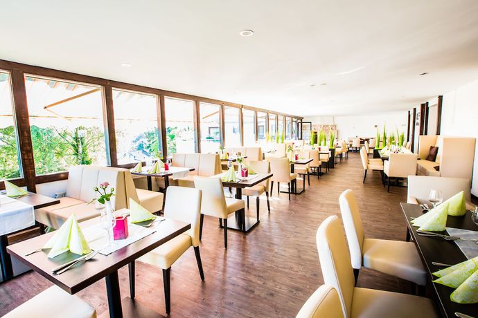 Imagen del bar/restaurante del Landhotel Fernblick. Foto 4