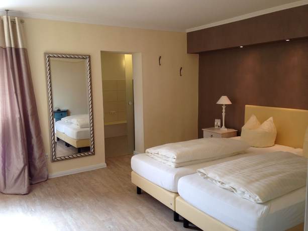 Imagen de la habitación del Landhotel Franck. Foto 12