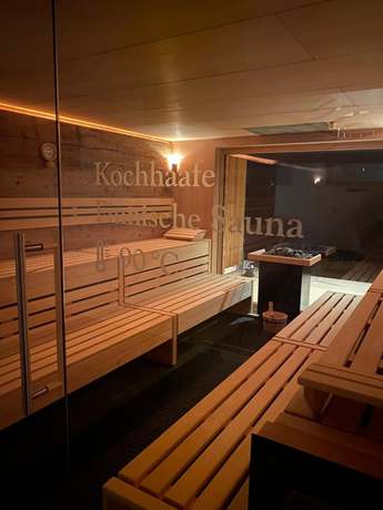 Imagen de la piscina del Landhotel Haringerhof. Foto 17