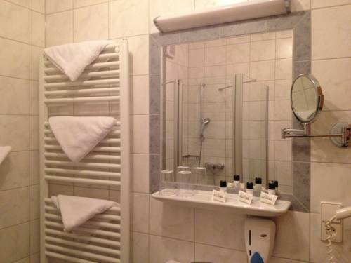 Imagen de la habitación del Landhotel H&auml;userl Im Wald. Foto 6