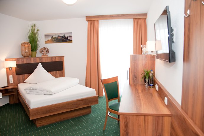 Imagen de la habitación del Landhotel Hutzenthaler. Foto 7
