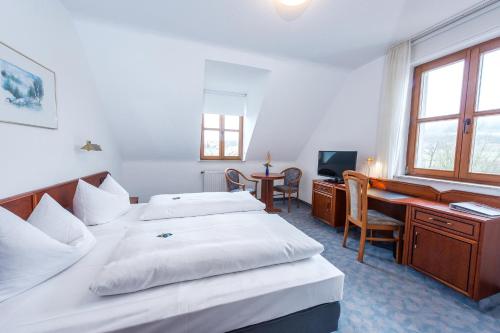 Imagen de la habitación del Landhotel Rh&ouml;nblick. Foto 5