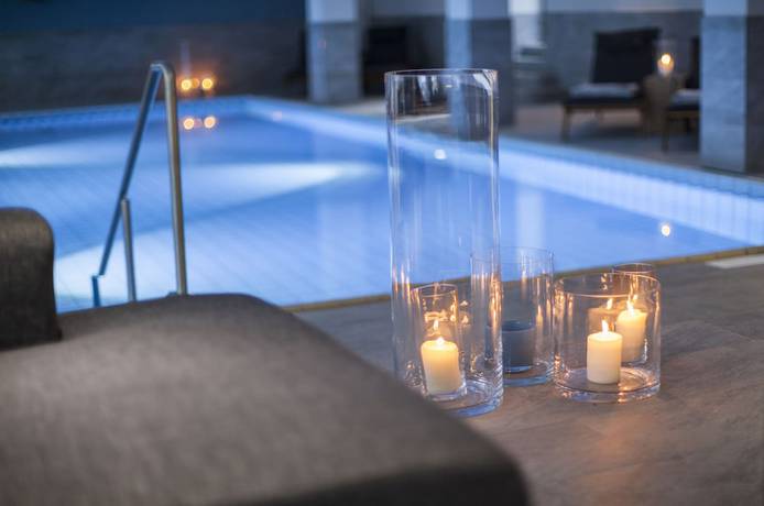 Imagen de la piscina del Landhotel Saarschleife. Foto 19